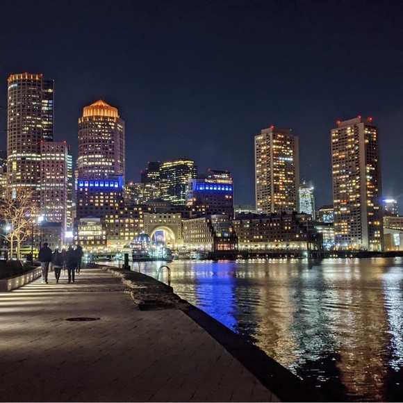 Meet your Posher, Leena - Picture 1 of 1